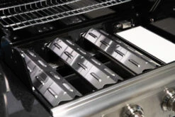 Outdoorchef Gasgrill Australia 455 G - X-DEAL Inkl. Abdeckhaube -Günstiges Outdoorchef Geschäft Outdoorchef Australia 455G Flammenschutzbleche 1