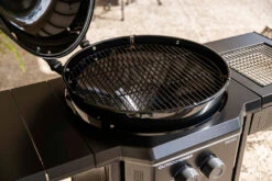 Outdoorchef Gas Kugelgrill Davos 570G Pro Mit Blazing Zone (Infrarotbrenner) & Abdeckhaube -Günstiges Outdoorchef Geschäft Outdoorchef Davos 570 G Pro Kugelgrill 2 Brenner