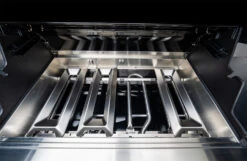 Outdoorchef Dualchef 425 G BZ Gasgrill Mit BLAZING ZONE Infrarotbrenner -Günstiges Outdoorchef Geschäft Outdoorchef Dualchef 425G BZ Detail Twin Brenner 1