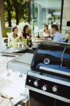 Outdoorchef Dualchef 325 G Gasgrill Mit Seitenkocher 19 Outdoorchef Dualchef 325 G Gasgrill Mit Seitenkocher -Günstiges Outdoorchef Geschäft outdoorchef dualchef 325 g grillen 18 700 02 1