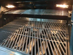 Outdoorchef Dualchef S 325 G Edelstahl Gasgrill 13 Outdoorchef Dualchef S 325 G Edelstahl Gasgrill -Günstiges Outdoorchef Geschäft outdoorchef dualchef s325g beleuchtung